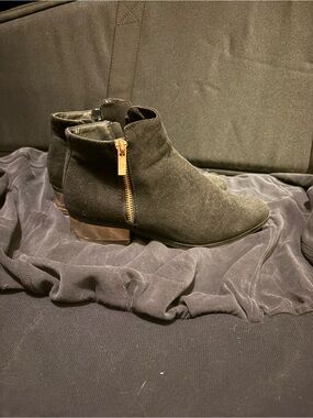 Charlotte Russe Women’s Black Suede Ankle Boots with Gold Zip and Heel